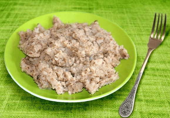 Porridge in crushed buckwheat with Manku